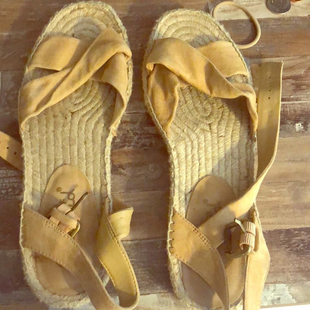 Espadrilles